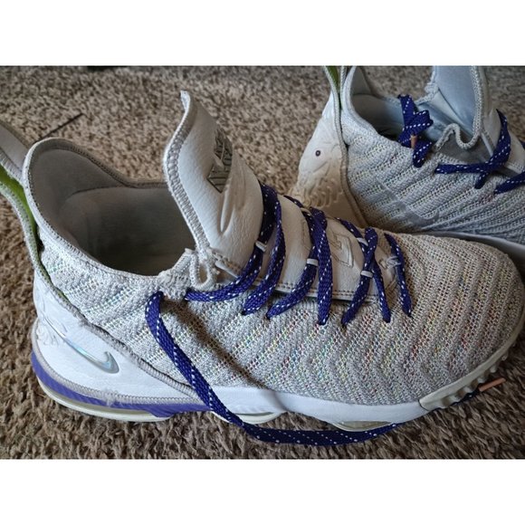 Nike Lebron XVI Size 6 Y GS Grape Buzz LightYear White Volt AQ2465-102. - Picture 5 of 6